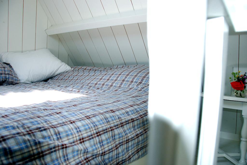 לינה וארוחת בוקר ברוק אין ווטרלנד Bed In Waterland חדר תמונה